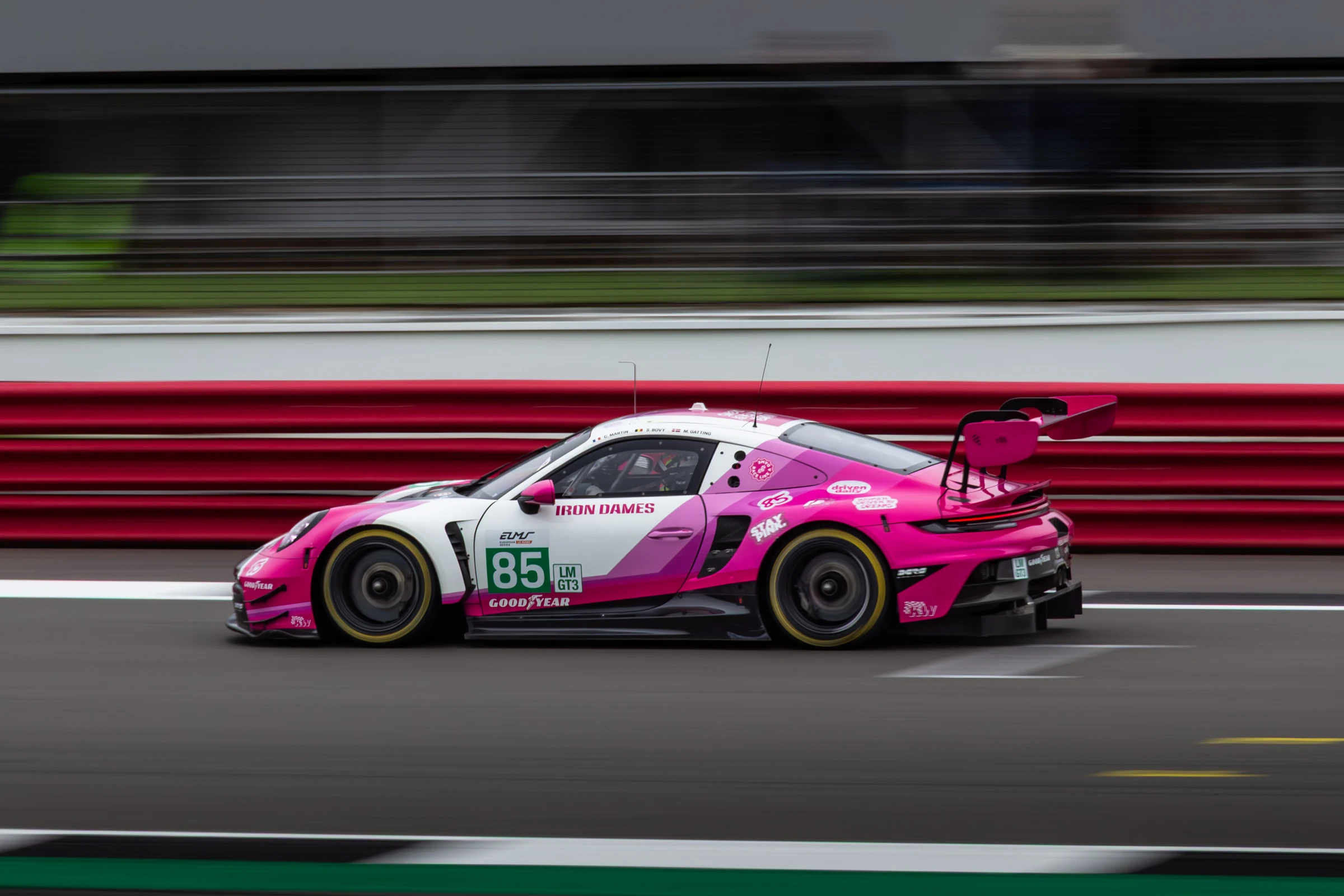 The pink Iron Dames Porsche racing at Silverstone