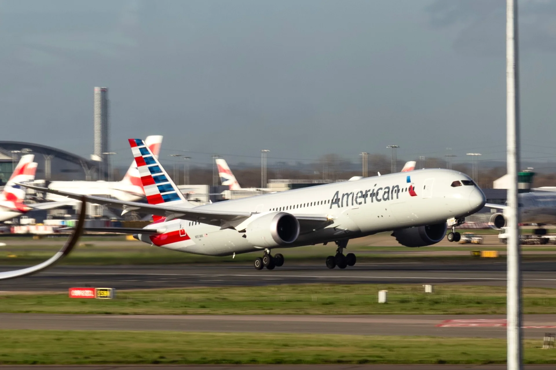 American Airlines lifting off